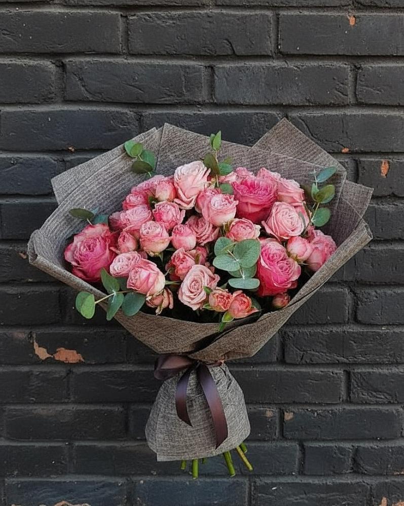 Букет цветов из: Розы в Осельки