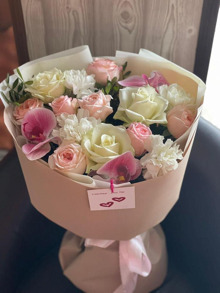 Букет цветов из: Орхидеи, Розы и Гвоздики в Осельки