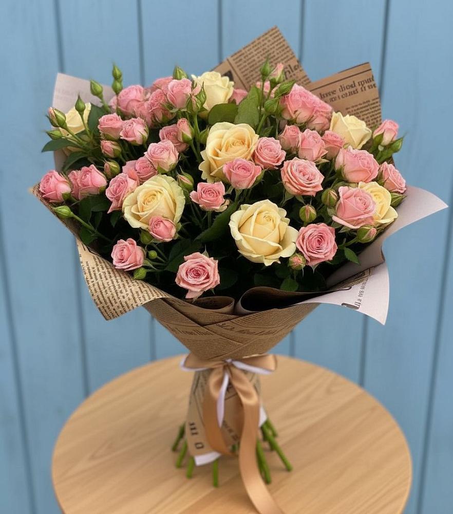 Букет цветов из: Розы в Осельки