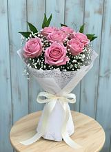 Букет цветов из:  Розы в Осельки