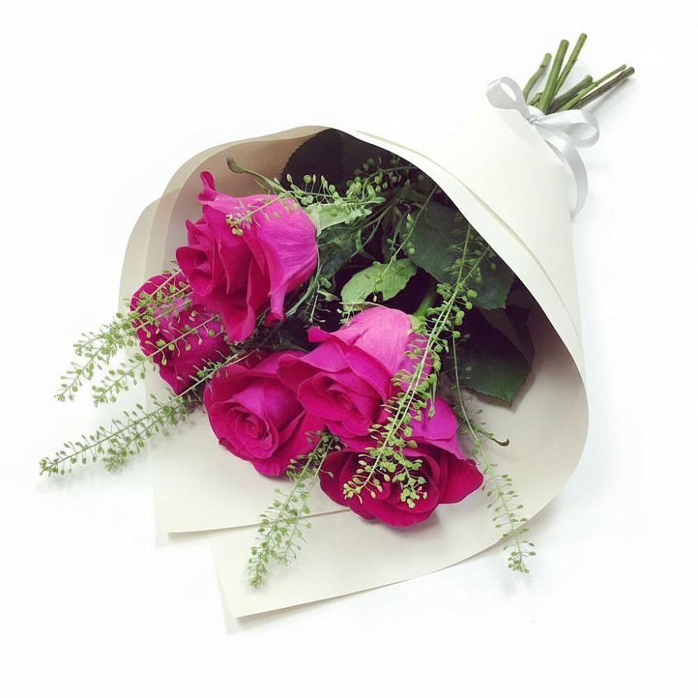 Букет цветов из: Розы в Осельки