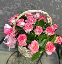 Цветочная композиция из Розы в корзине #REPLACE_PRED# Осельки