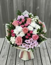 Букет цветов из:  Альстромерии, Гвоздики, Розы и Хризантемы в Осельки