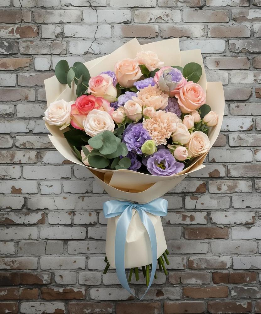 Букет цветов из: Розы, Лизиантусы и Гвоздики в Осельки