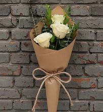 Букет цветов из:  Розы в Осельки