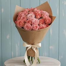 Букет цветов из:  Розы в Осельки