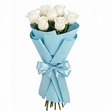 Букет 7 белых роз Проуд в Осельки