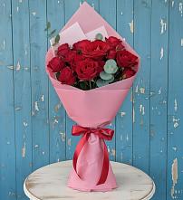 Букет цветов из:  Розы в Осельки