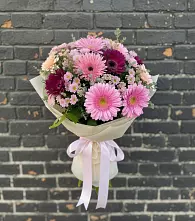 Букет цветов из:  Герберы и Хризантемы в Осельки