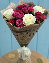 Букет цветов из:  Розы в Осельки