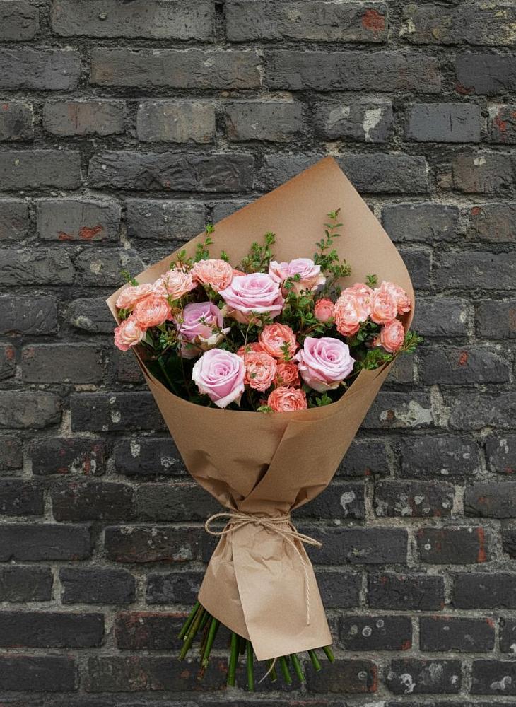 Букет цветов из: Розы в Осельки