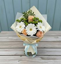 Букет цветов из:  Герберы, Розы и Хризантемы в Осельки