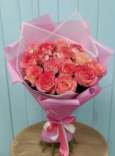 Букет 15 Розовых роз Равель в Осельки