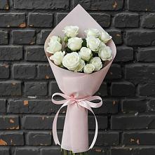 Букет цветов из:  Розы #REPLACE_PRED# Осельки