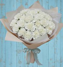 Букет цветов из:  Гвоздики в Осельки