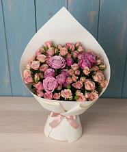 Букет цветов из:  Розы в Осельки